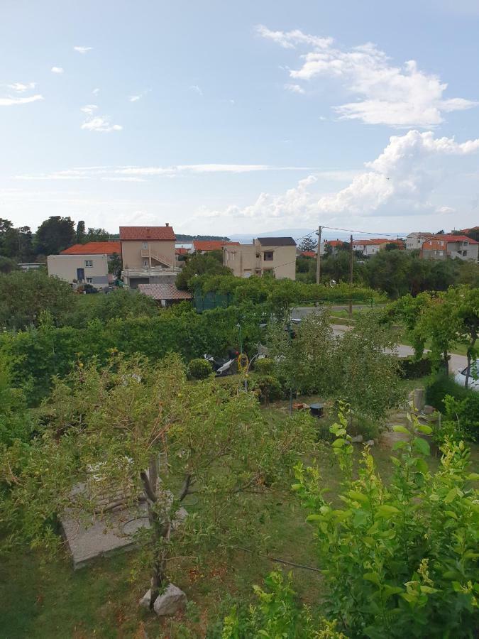 Apartments Slavica Раб Экстерьер фото