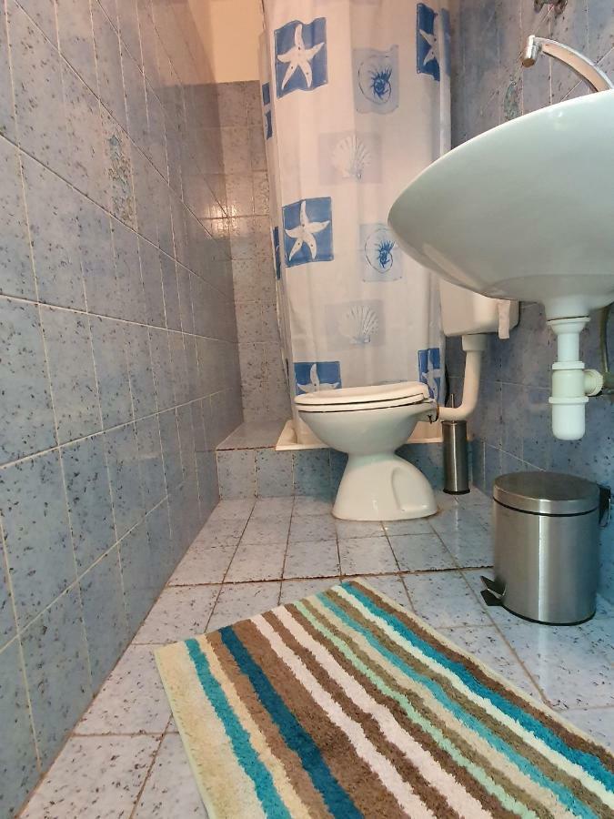 Apartments Slavica Раб Экстерьер фото