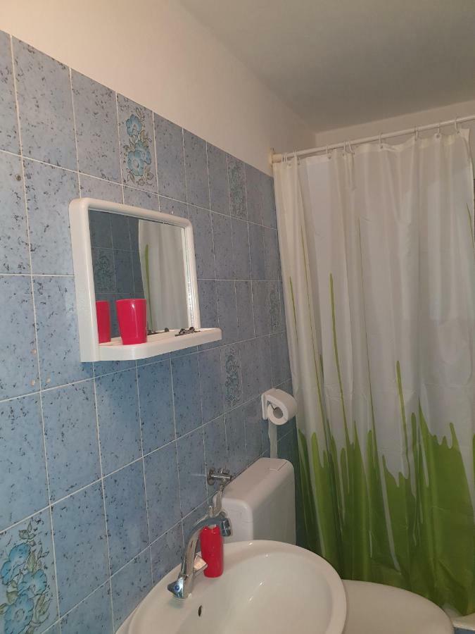 Apartments Slavica Раб Экстерьер фото